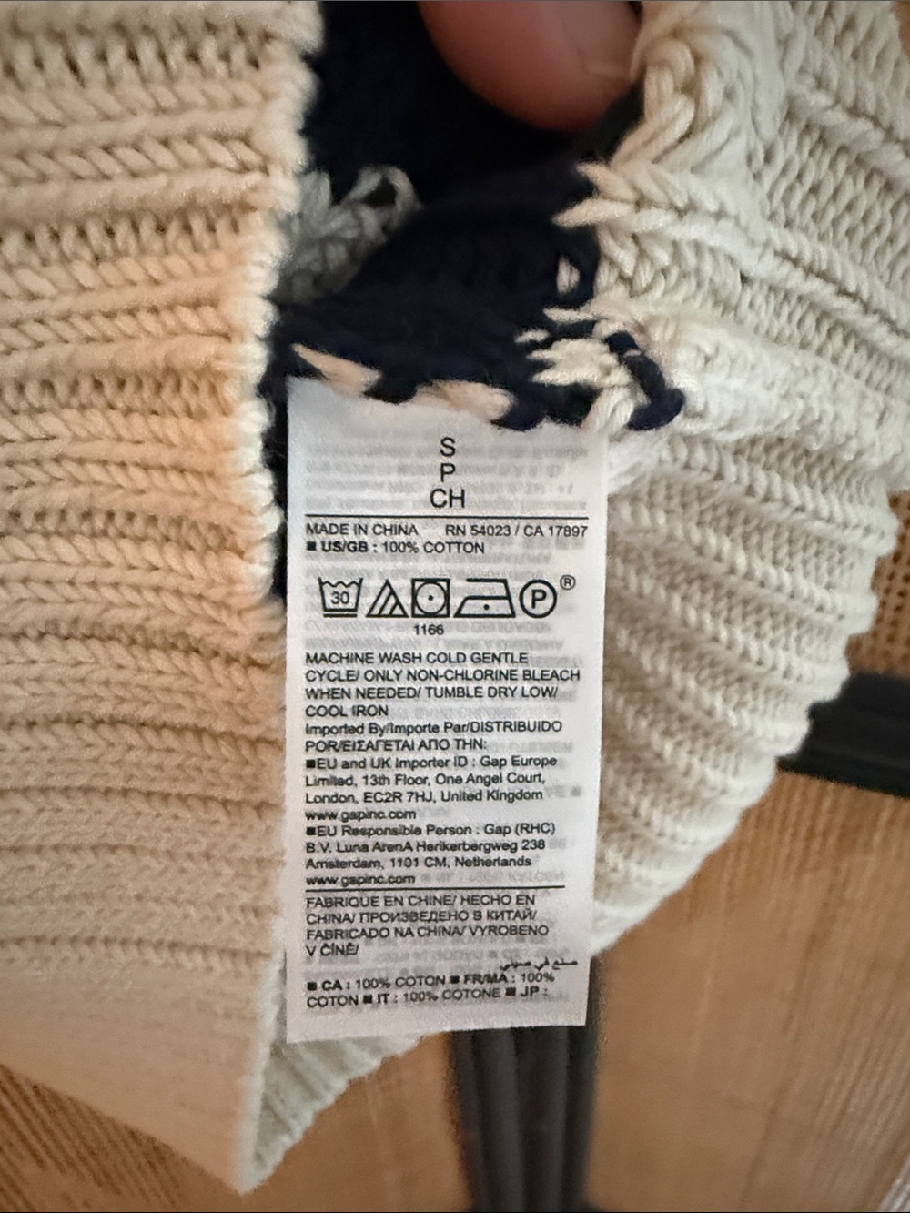 Banana Republic Organic Cotton V Neck Cropped Sweater Vest S - Picture 3 of 8